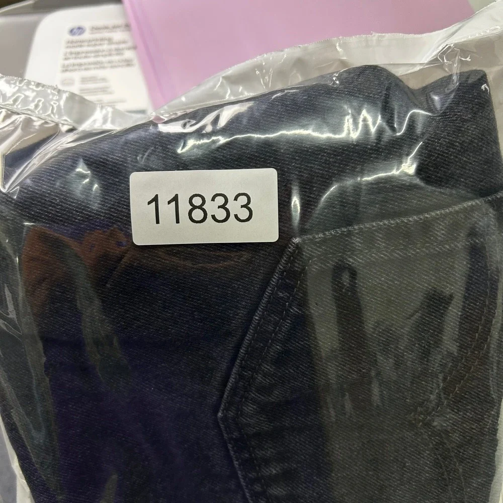 Levi's Jeans Mens Size 38 Black 505 Regular Fit Straight Leg Faded Casual Denim